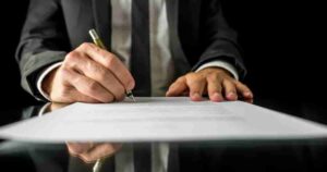 Read more about the article The Legal Complexities of an Insurance Claim: Why You Need a Florida Public Adjuster