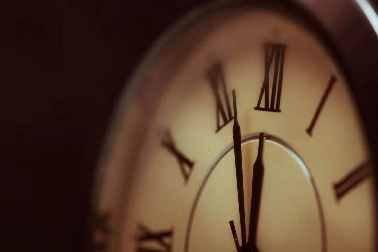 Read more about the article Your Complete Guide to St. Augustine Water Damage Claim Timelines